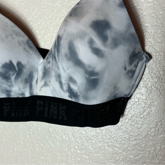 PINK VICTORIAS SECRET wear everywhere wireless bra black gray swirl pattern 34c - Picture 2 of 5